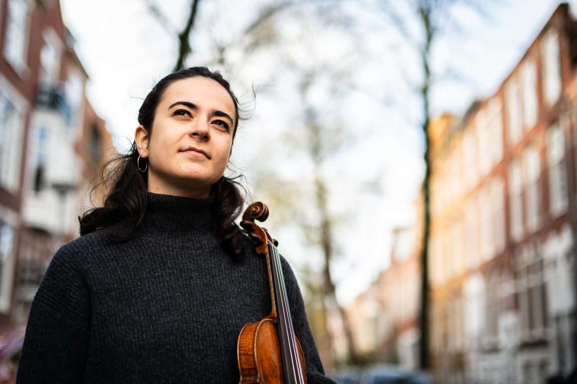 ELEGANZA E INVENZIONE